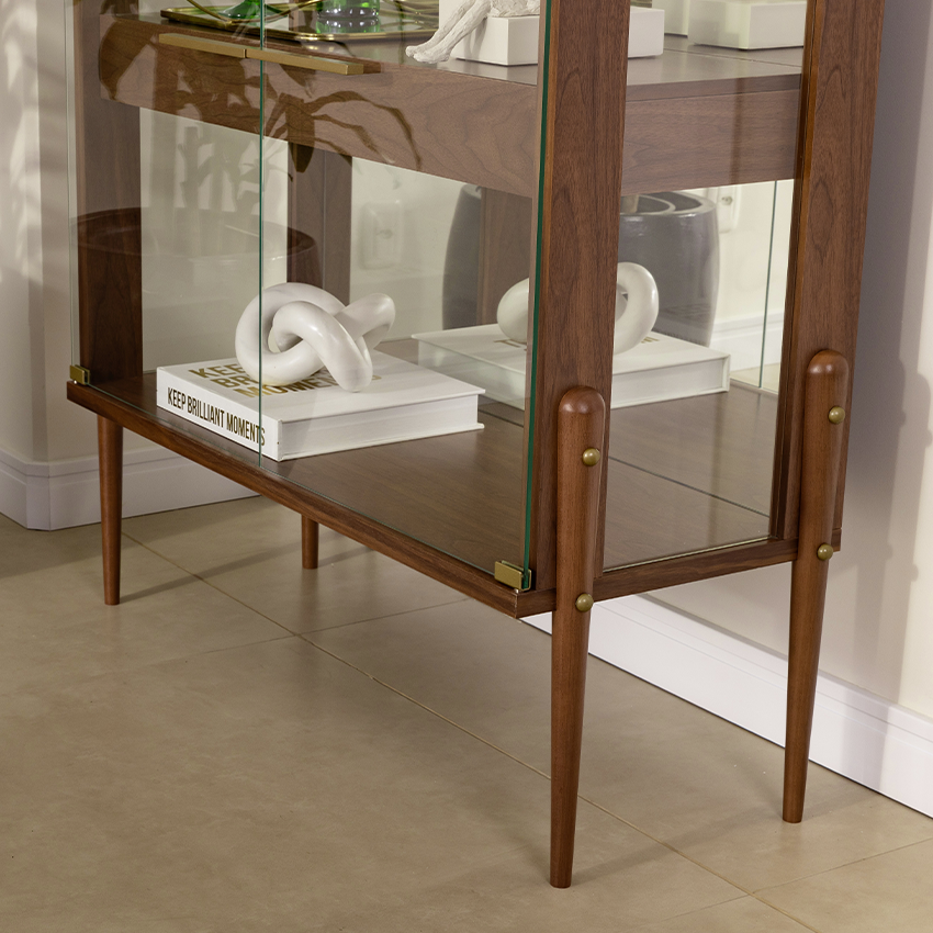 parte inferior da cristaleira mira