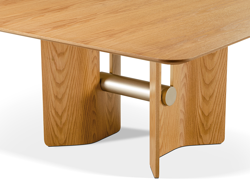 detalhes do elemento metalico que liga a base da mesa de jantar scala